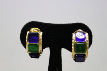 CHANEL par Karl Lagerfeld

Prêt-à-porter...