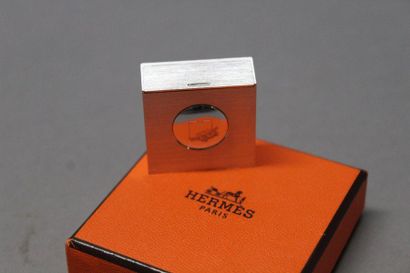 HERMES Paris made in France

*Lot comprenant...