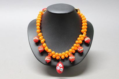 Yves SAINT LAURENT

Rare collier composé...