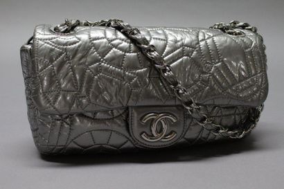CHANEL par Karl Lagerfeld

Prêt-à-porter...