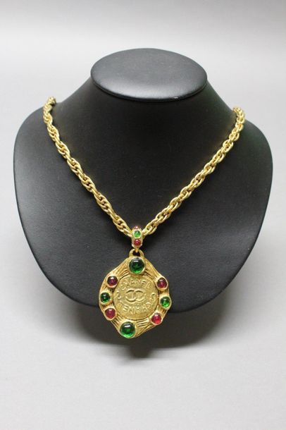 CHANEL par Karl Lagerfeld circa 1990

Sautoir...