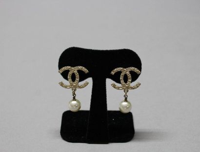 CHANEL par Karl Lagerfeld

Collection Continue...