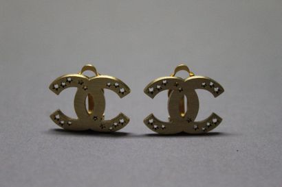 CHANEL par Karl Lagerfeld

Collection Prêt-à-porter...