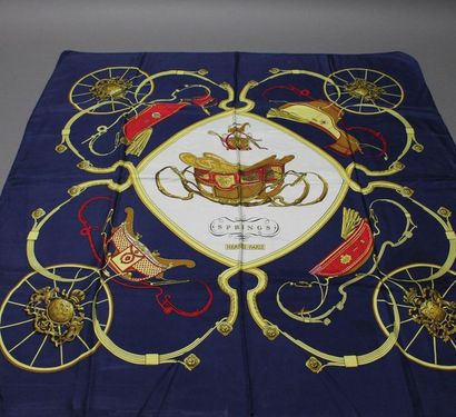 HERMES Paris made in France

Carré en twill...