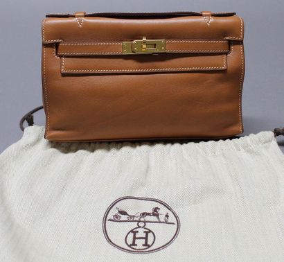 HERMES Paris made in France année 2006

Pochette...