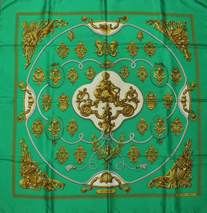 HERMES Paris made in France

Carré en twill...