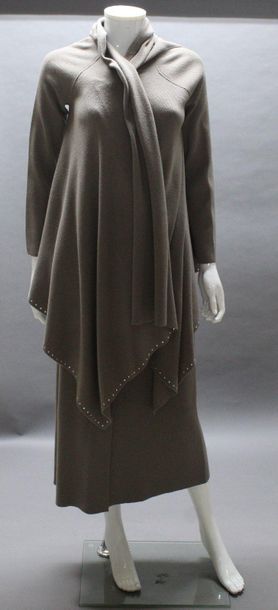 Sonia RYKIEL 

Ensemble en maille ciment...