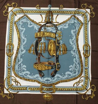 HERMES Paris made in France

Carré en twill...
