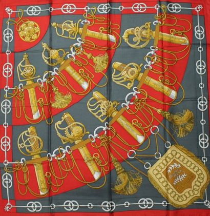 HERMES Paris made in France

Carré en twill...