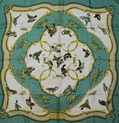 HERMES Paris made in France

Carré en twill...