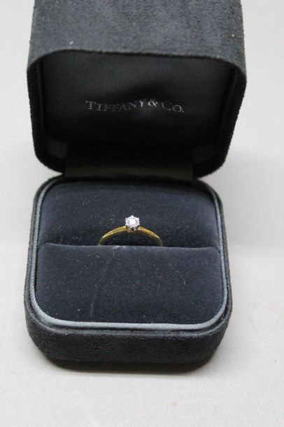 TIFFANY & CO

Solitaire en platine 925 millièmes...