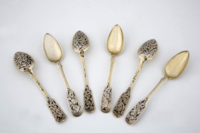 RUSSIA - SUITE OF 6 DESSERT SPOONS

Russia...