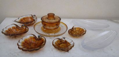 LOT OF TABLE GLASS (9 pieces) 

Second Half...