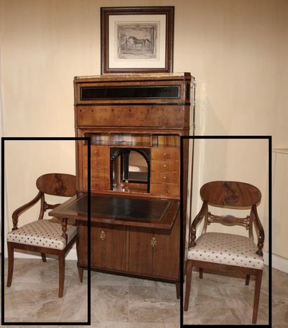 PAIR OF CHAIRS 

Northern Europe - 19th Century

Mahogany...