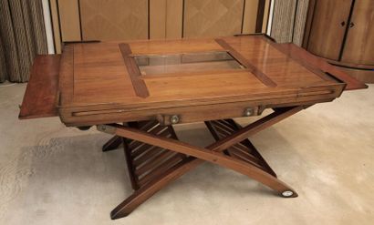 LARGE COFFEE TABLE 

Boat style - Modern...