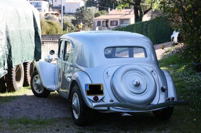 CITROEN TRACTION 11 BL 1937 

Flat trunk...