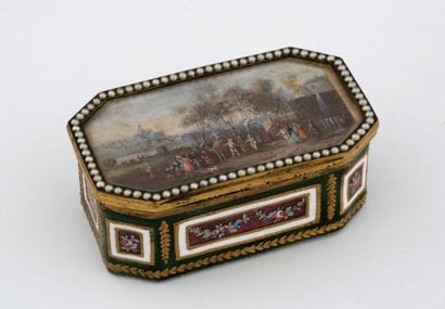 TABACCO BOX 

Louis XVI style - XIXth Century...