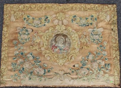 ANTEPENDIUM

Silk embroidered with wool and...