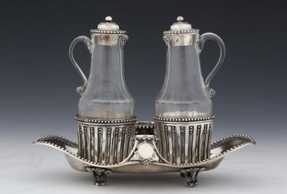 OIL AND VINEGAR MAKER 

Louis XVI period

Silver...