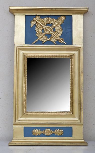 SMALL MIRROR 

Beginning of the XIXth Century...