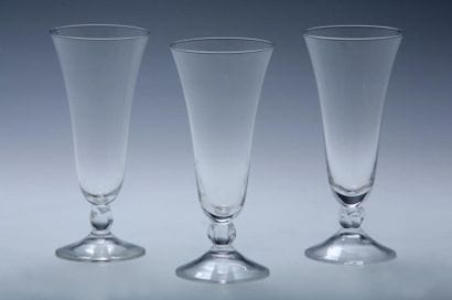 DAUM FRANCE - MODELE OPALE - 18 FLUTES A...