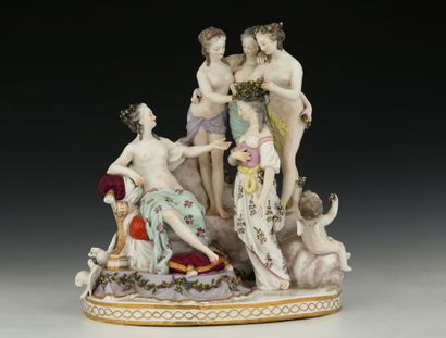 Important GROUPE en porcelaine polychrome...