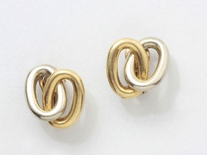 HERMÈS PARIS 

Paire de clips d'oreilles...