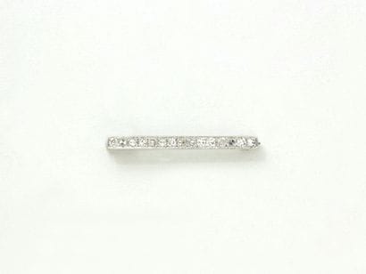 BROCHE BARRETTE en or gris 750 millièmes...