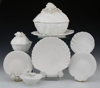 50 PIECES COMPOSITE TABLE SET in white barbotine...
