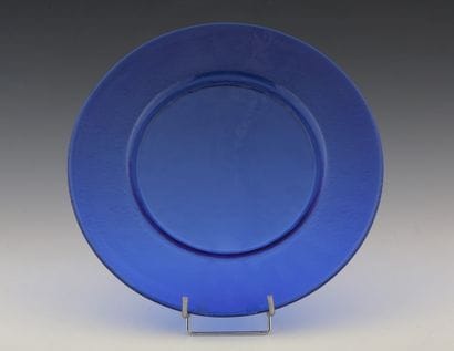 SET OF 5 PRESENTATION DISHES in blue pebbled...
