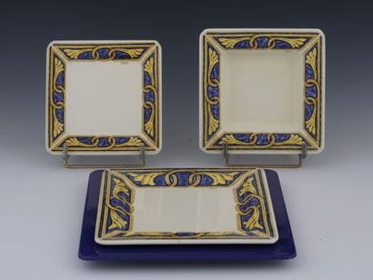 TIFFANY - TABLE SET 56 RECTANGULAR PIECES...