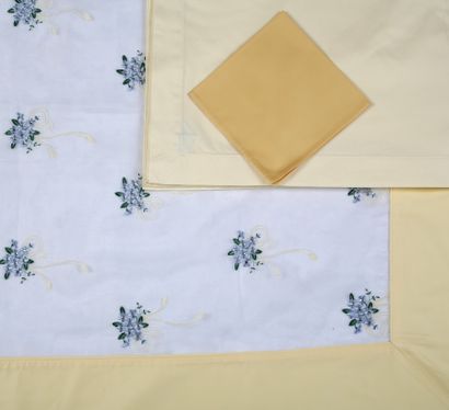 NAPPY AND 8 TOWELS in organdy and white polyester...
