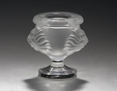 LALIQUE FRANCE - Toothpick holder in moulded...
