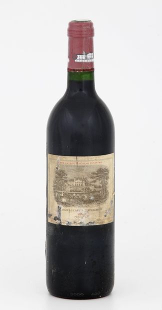 1 Bouteille CHÂTEAU LAFITE ROTHSCHILD - Pauillac

Année...