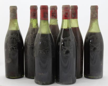 
9 Bouteilles : 1 GIGONDAS DOMAINE DE LA...