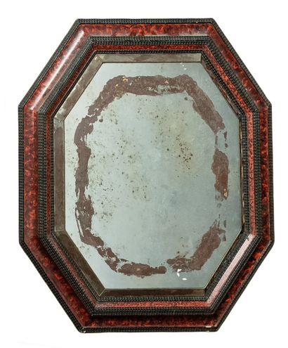 MIROIR OCTOGONAL de Style Hollandais XVIIème...