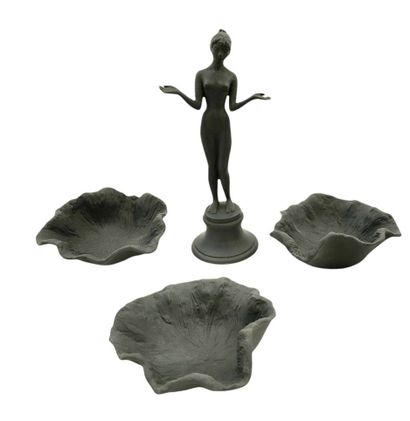 HAVILAND LIMOGES - STATUETTE DE JEUNE FEMME...