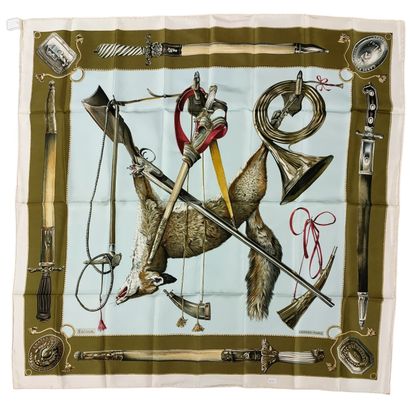 HERMES PARIS - CARRE en twill de soie 

