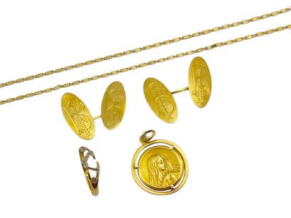 LOTS DE PETITS BIJOUX en or 750 Millièmes...