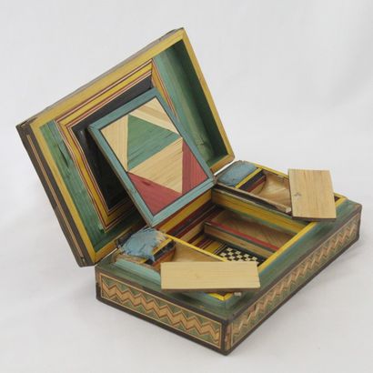 BEAU COFFRET A COUTURE d'Epoque Restauration...