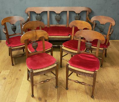 MOBILIER DE SALON Travail Provincial d Epoque...