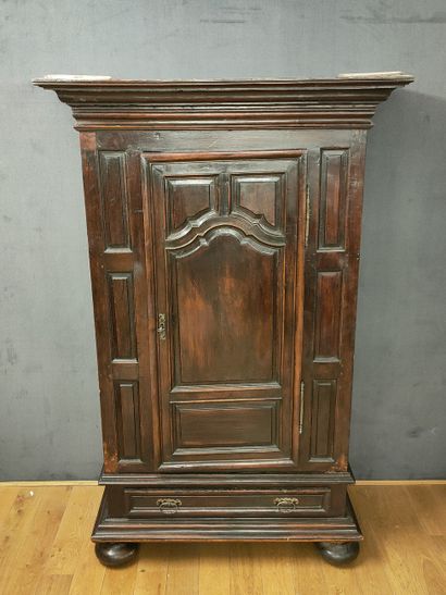 BONNETIERE d'Epoque Louis XIV en bois fruitier...