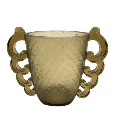 DAUM Nancy - DEUX VASES en cristal fumé:

-...