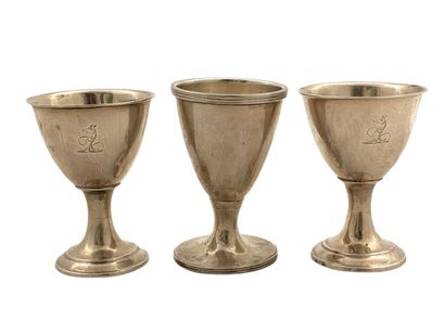 TROIS COQUETIERS dont une paire - Angleterre...