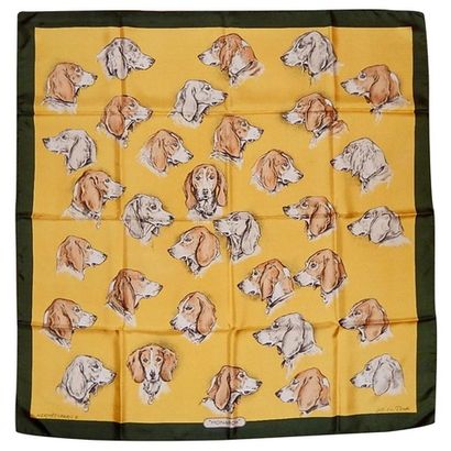 HERMES Paris

Square in printed silk twill...