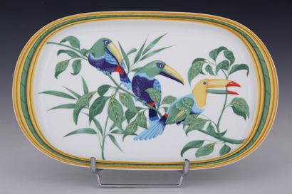 HERMES PARIS - MODELE TOUCANS - PLAT OVALE...