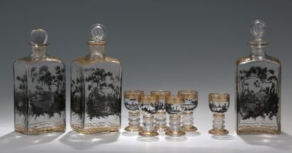 AU VASE ETRUSQUE - SERVICE A LIQUEUR 9 PIECES...