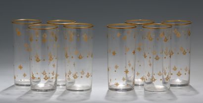 BACCARAT - SUITE DE 8 GOBELETS CYLINDRIQUES...