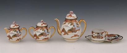 SERVICE A CAFE 10 PIECES en porcelaine blanche...