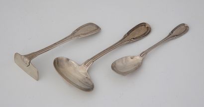 NECESSAIRE D'ENFANT 3 PIECES en argent Minerve...